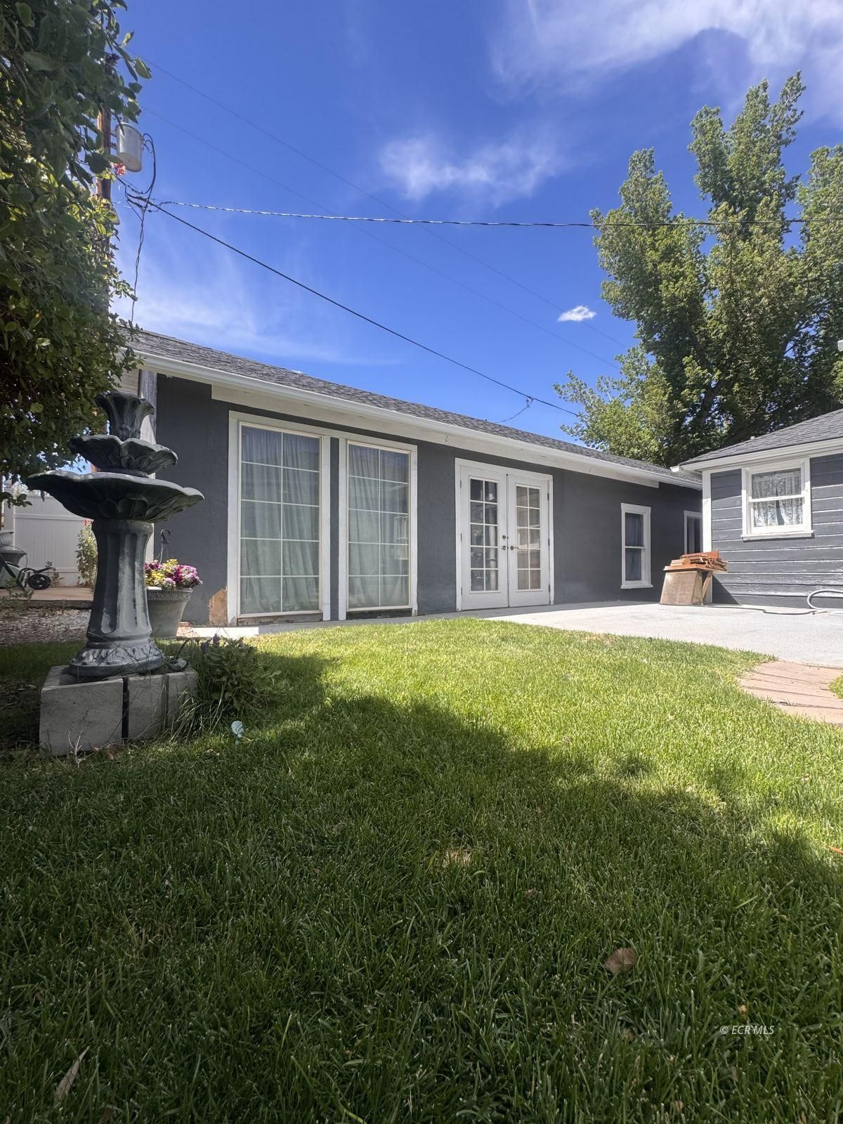 437 Pine Street Property Photo 46