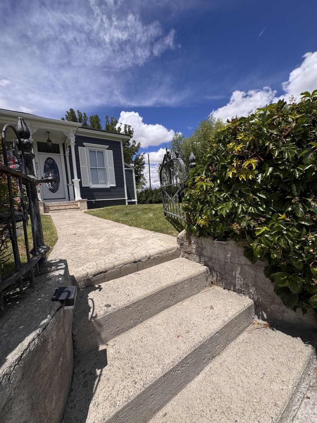 437 Pine Street Property Photo 50