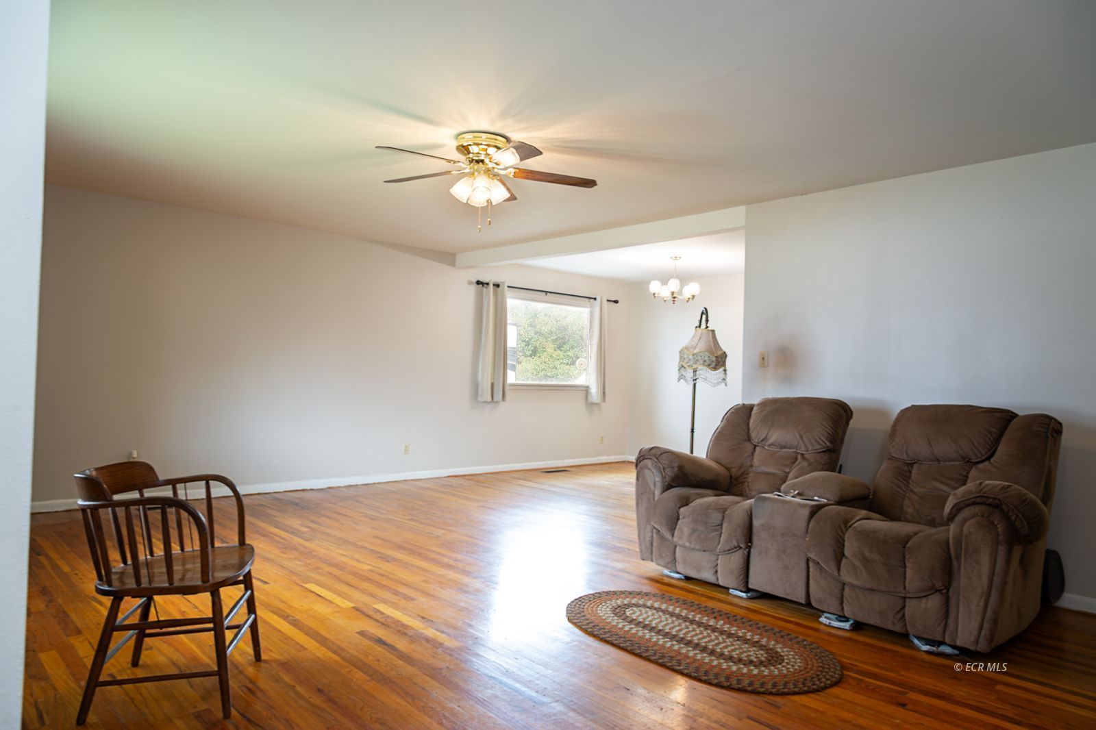 1112 Ruby Avenue Property Photo 3