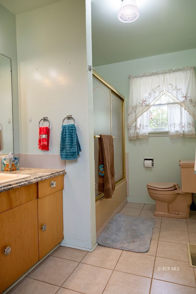 1112 Ruby Avenue Property Photo 10