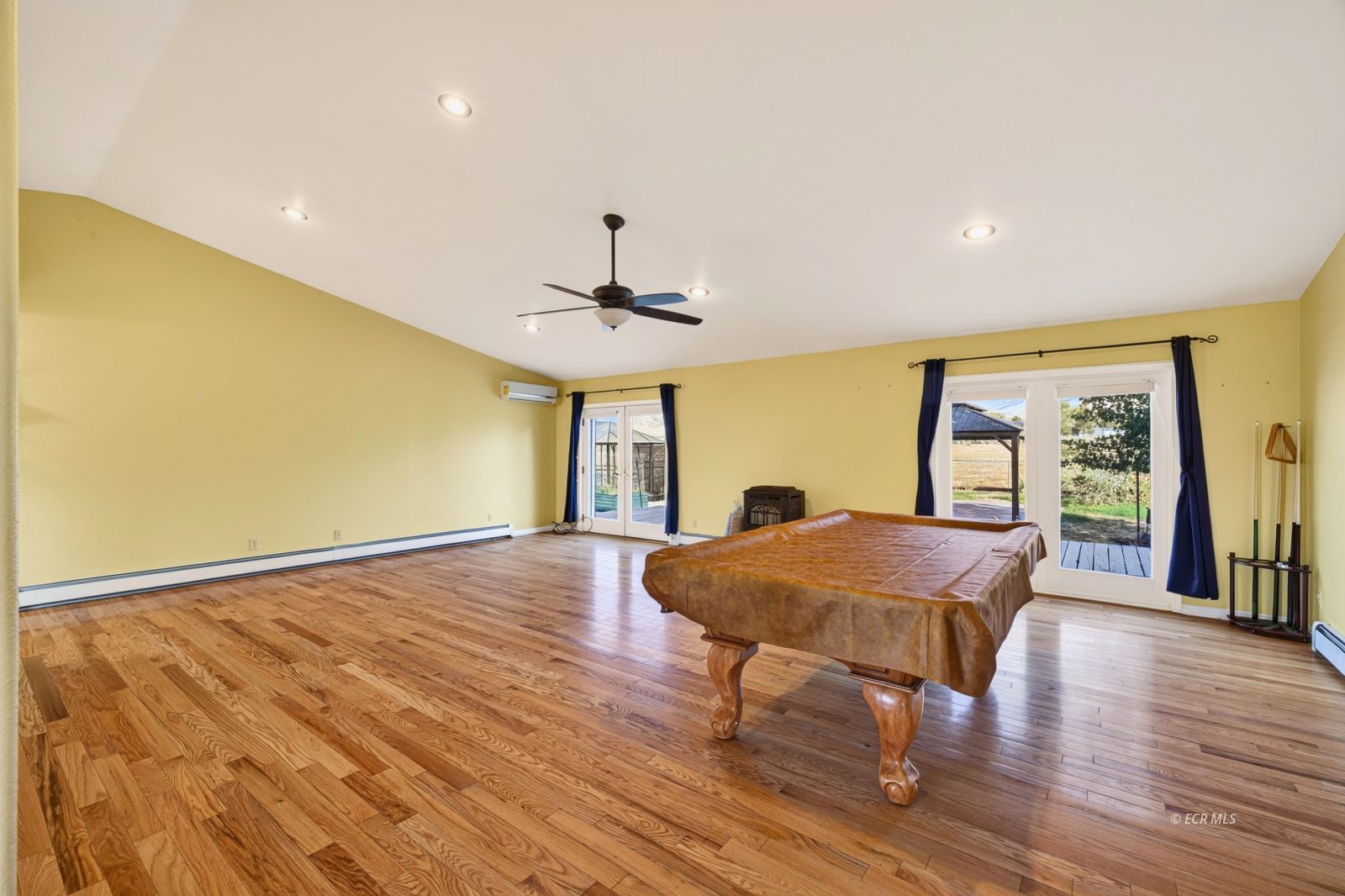 825 Aesop Drive Property Photo 8
