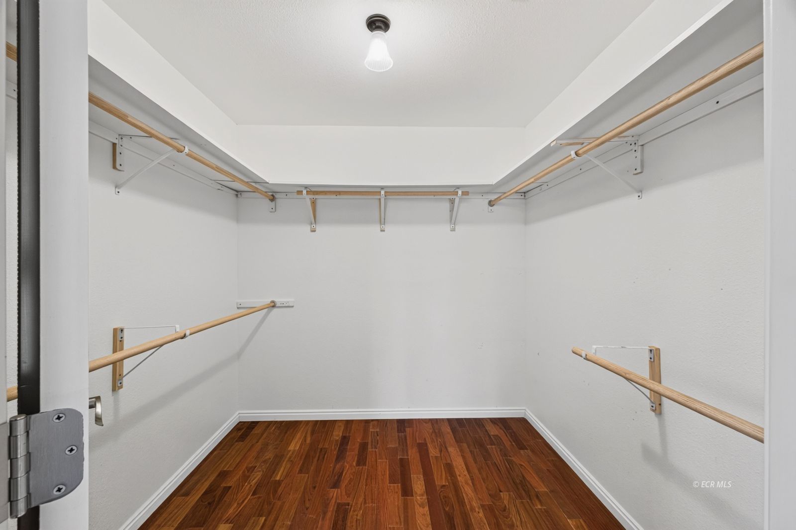 825 Aesop Drive Property Photo 16