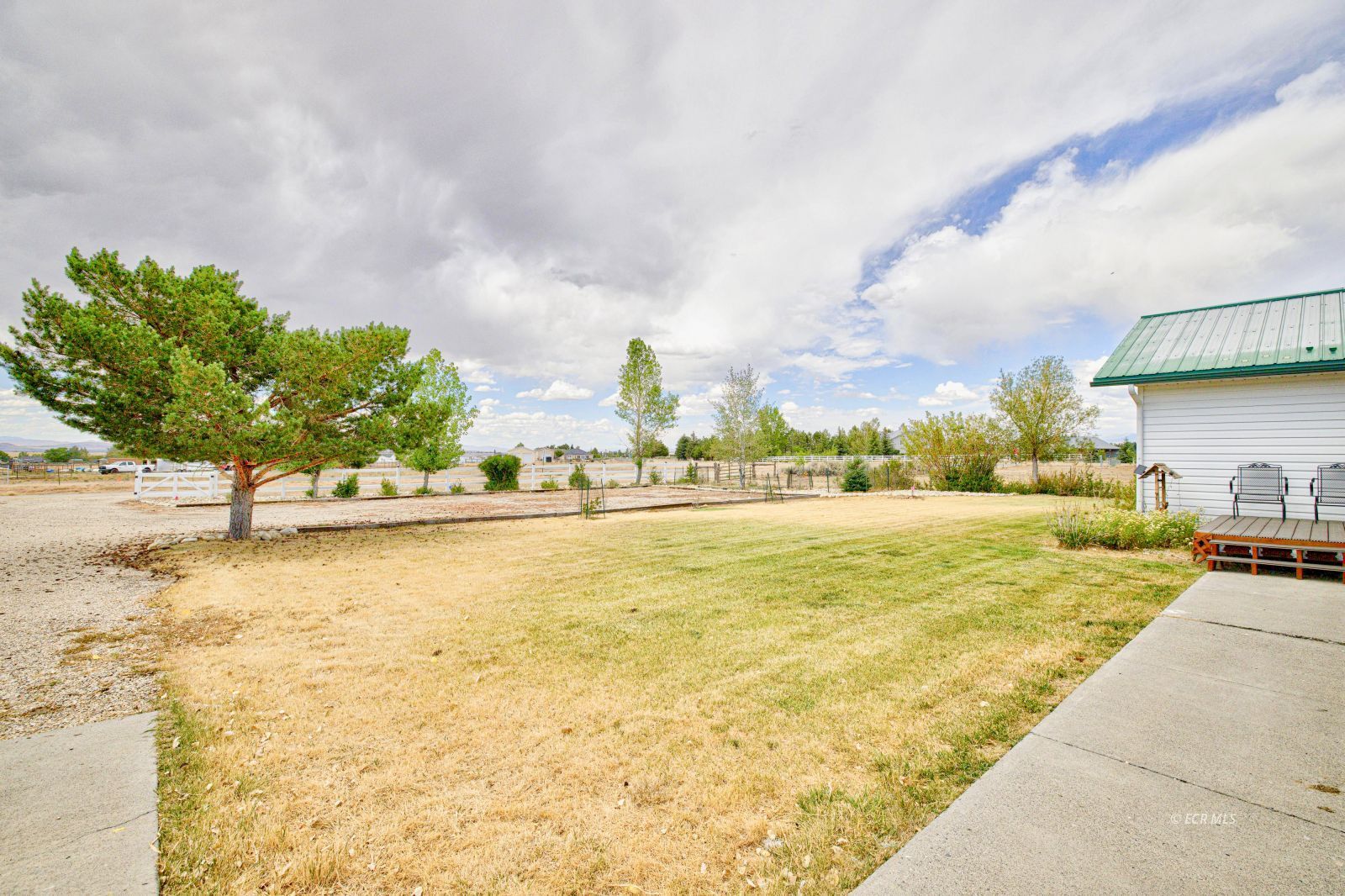 825 Aesop Drive Property Photo 26