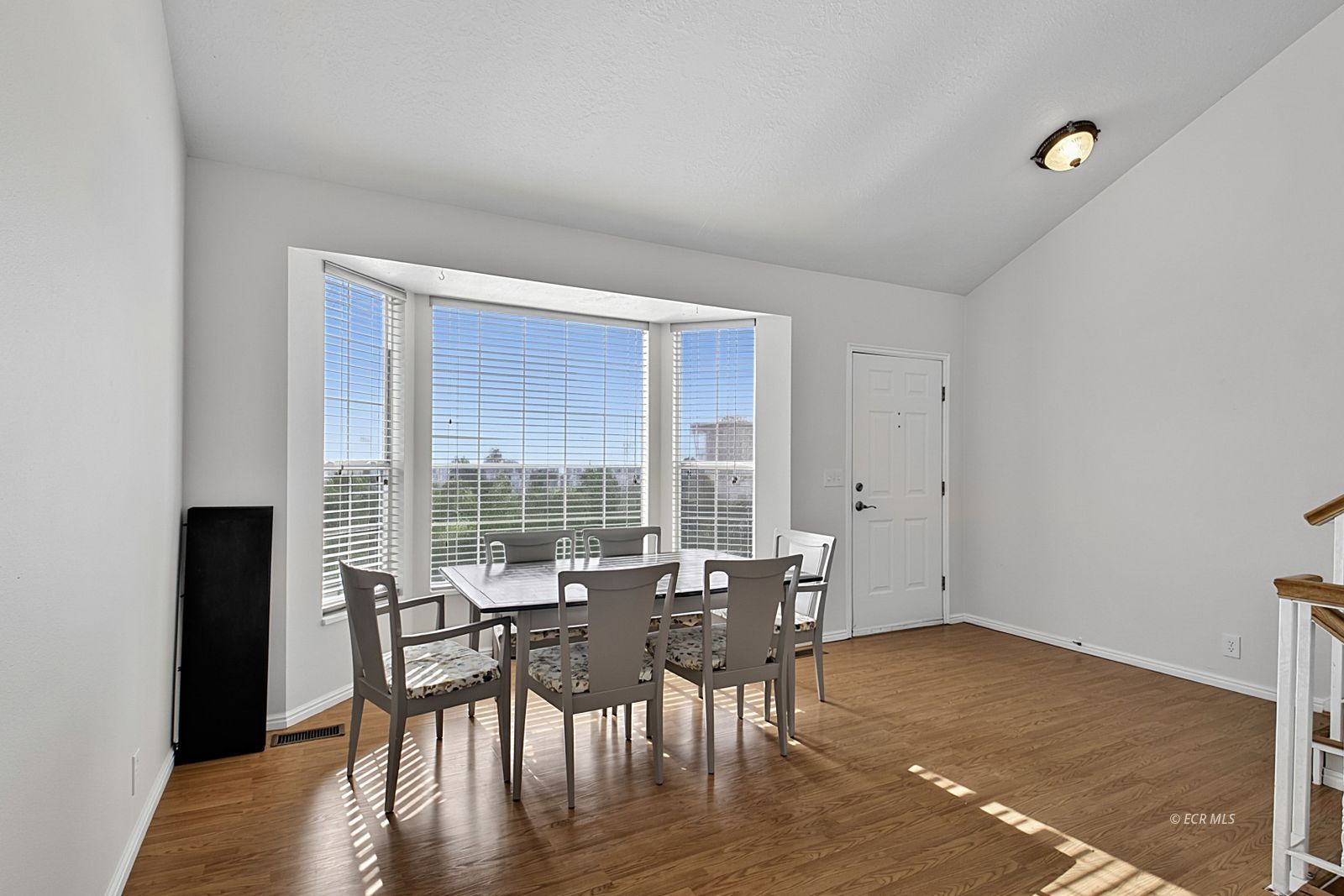 3555 Desert Plains Avenue Property Photo 7