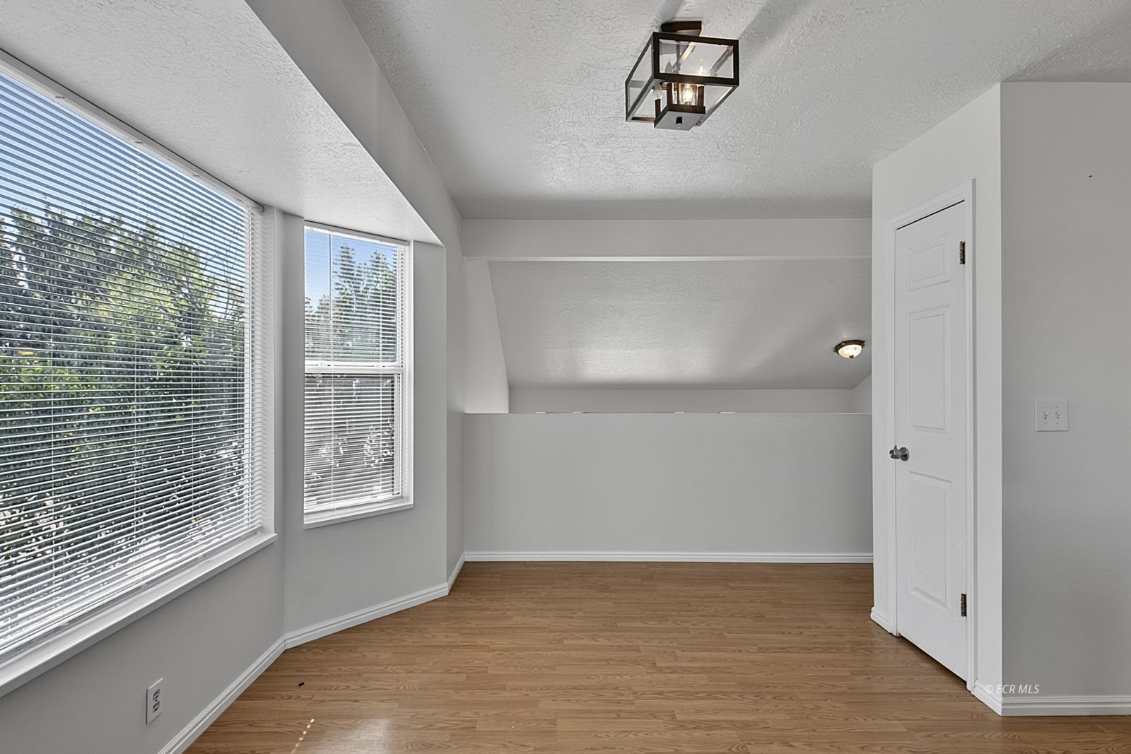 3555 Desert Plains Avenue Property Photo 16