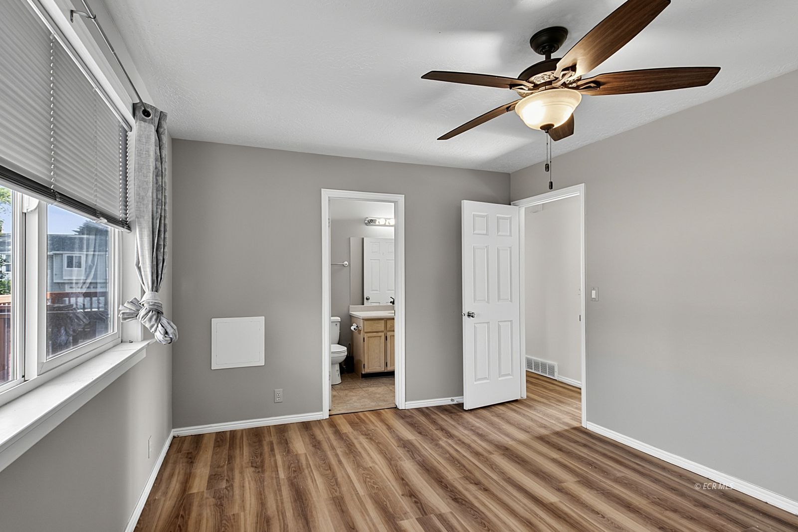 3555 Desert Plains Avenue Property Photo 18