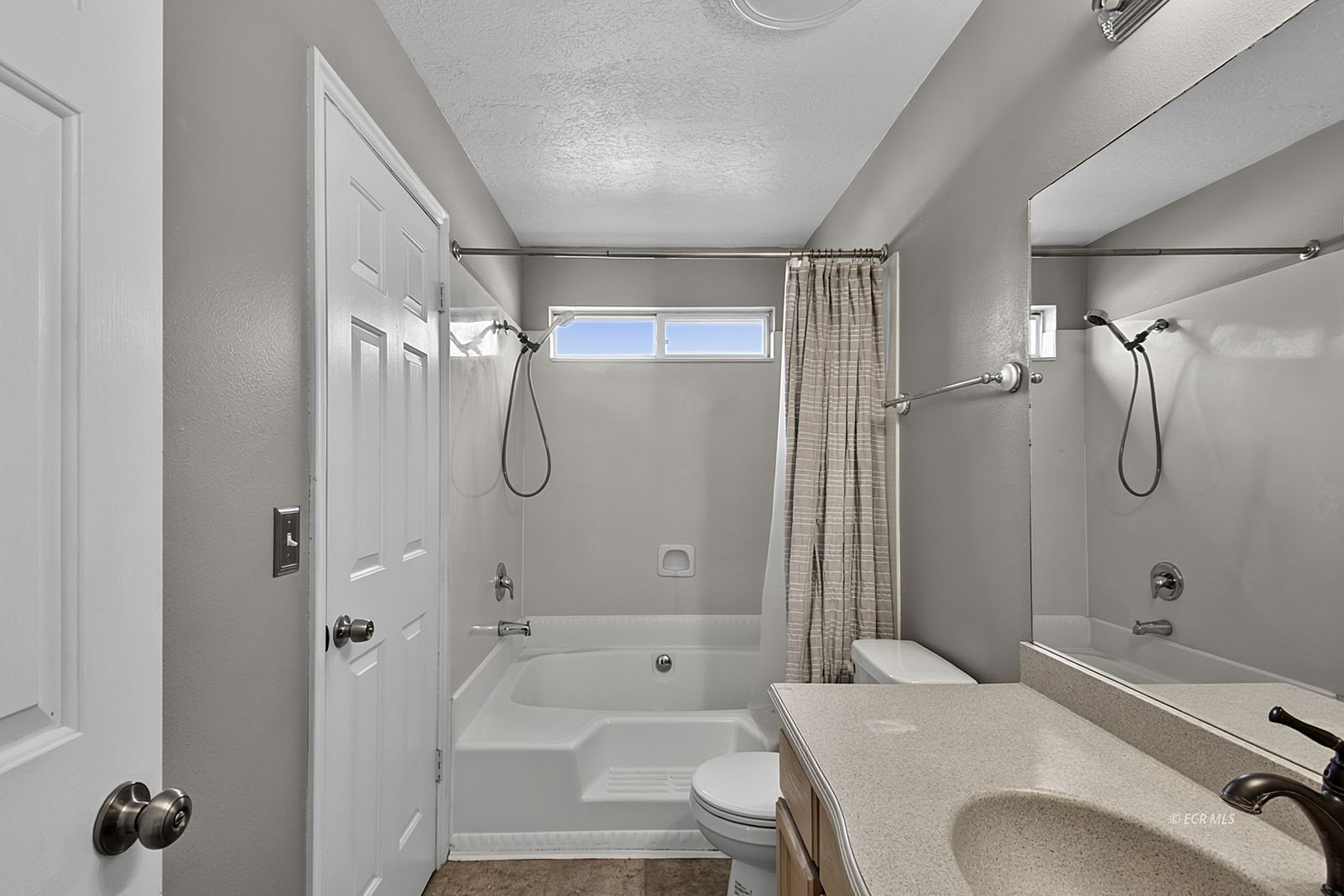 3555 Desert Plains Avenue Property Photo 20