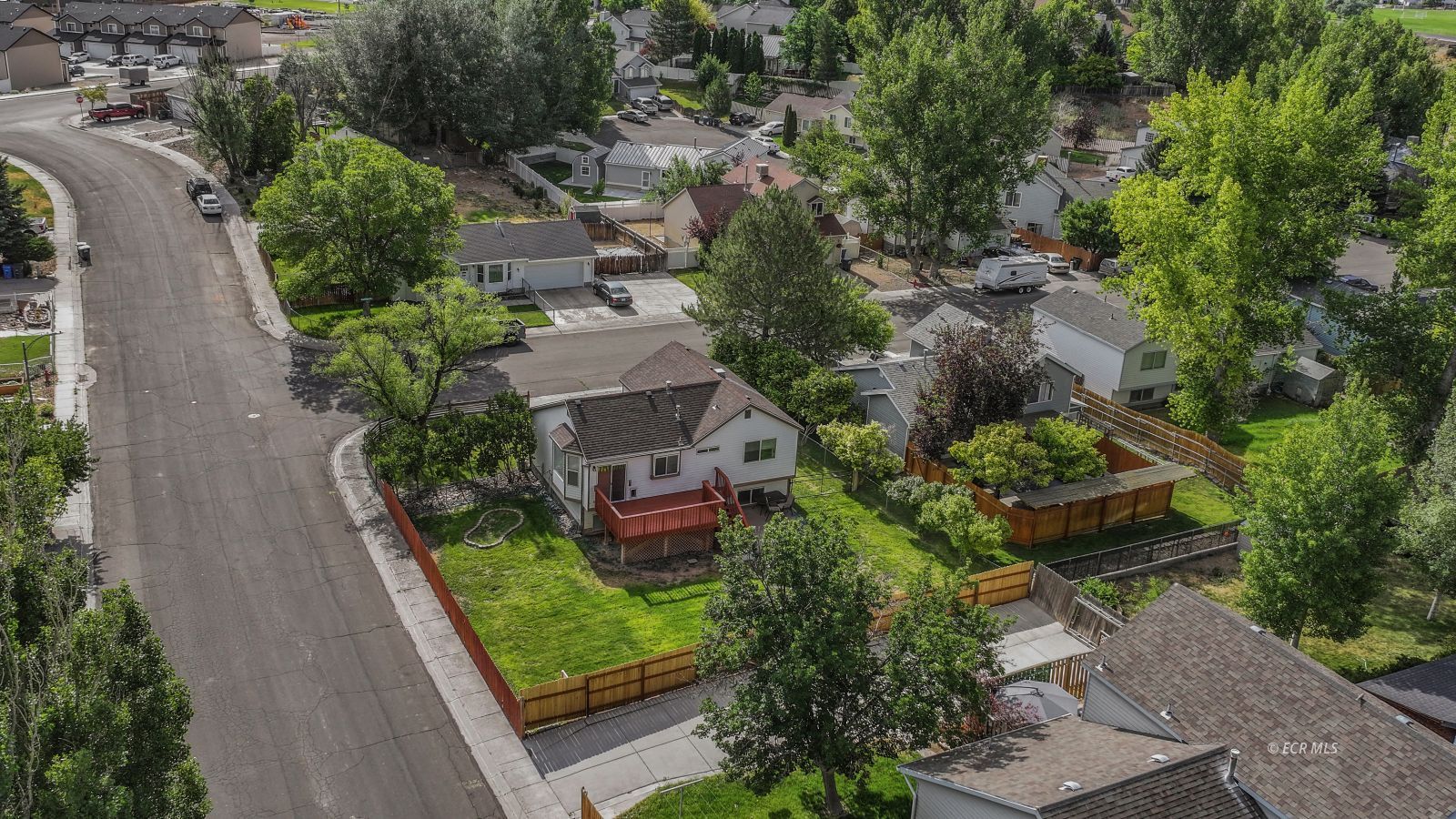 3555 Desert Plains Avenue Property Photo 41