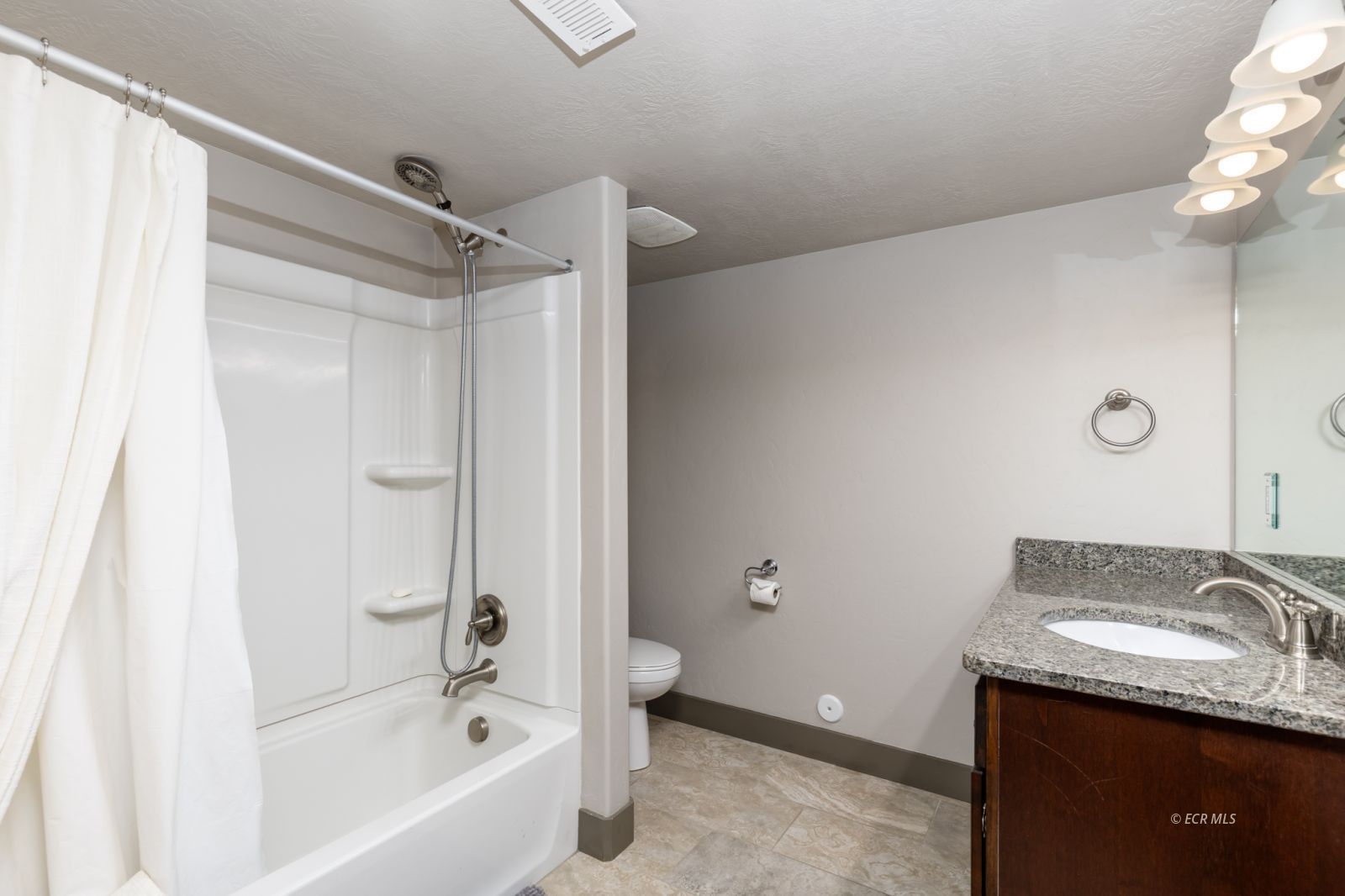 2446 Khoury Lane Property Photo 24