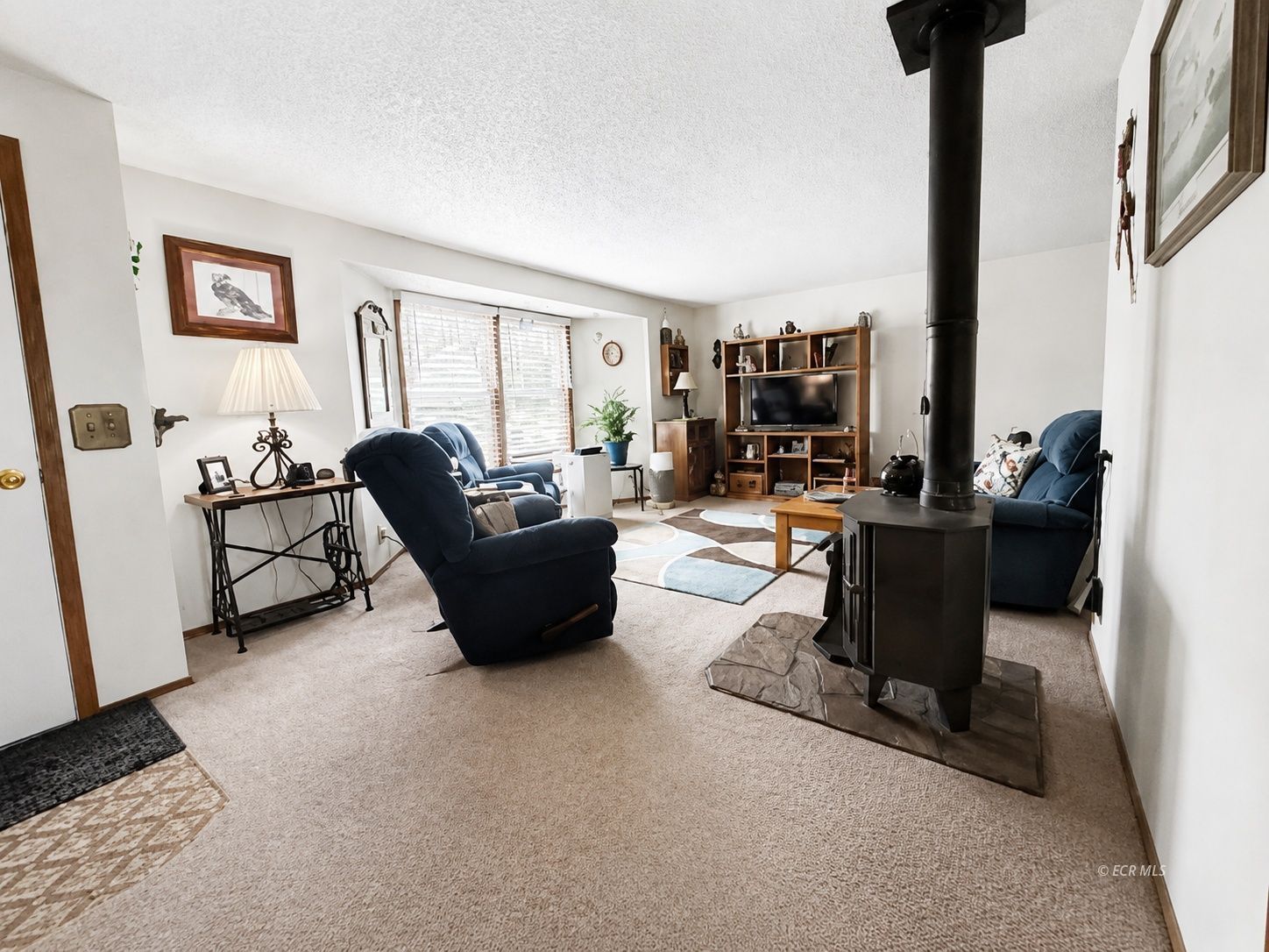 175 Greencrest Drive Property Photo 8