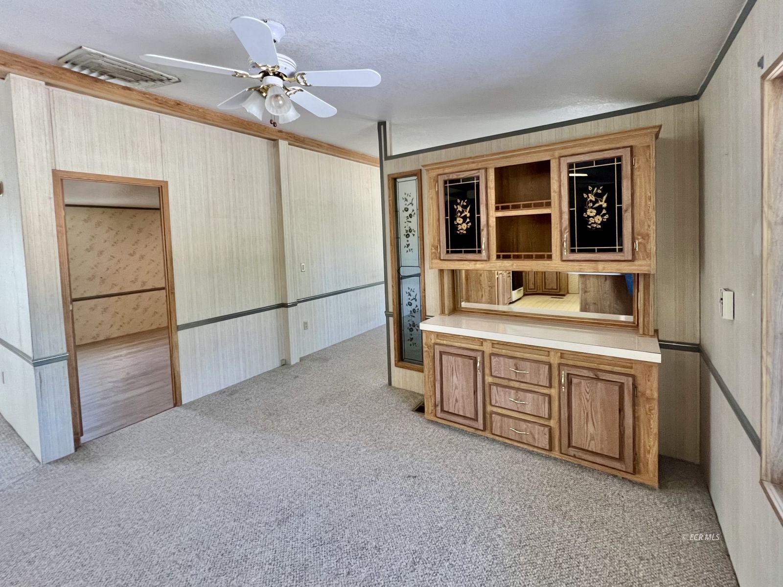 2833 Wrangler Circle Property Photo 6