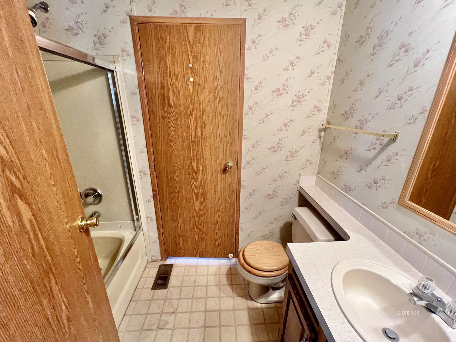 2833 Wrangler Circle Property Photo 15