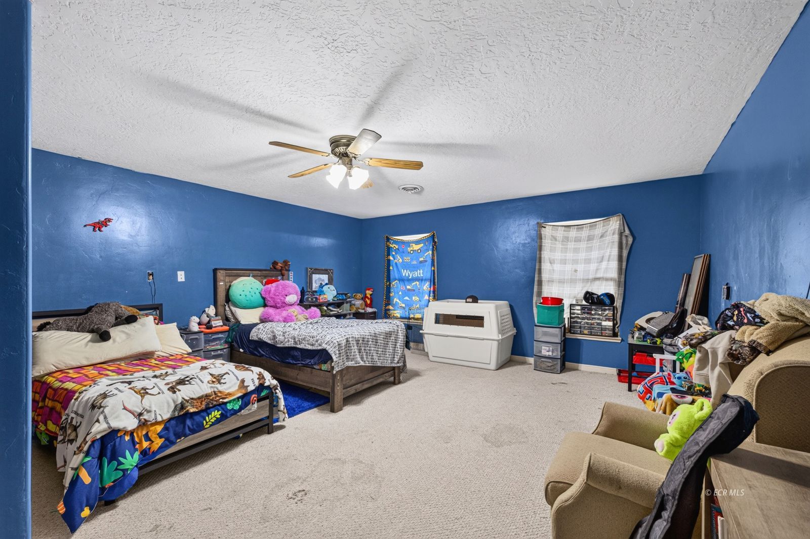 811 Hilltop Drive Property Photo 14