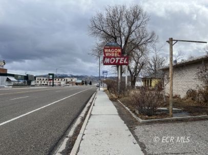 340 6th Street Property Photo 2