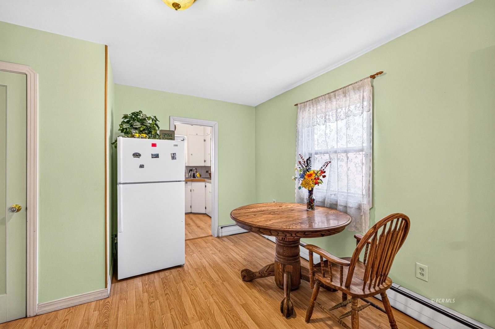 462 Wilson Avenue Property Photo 6