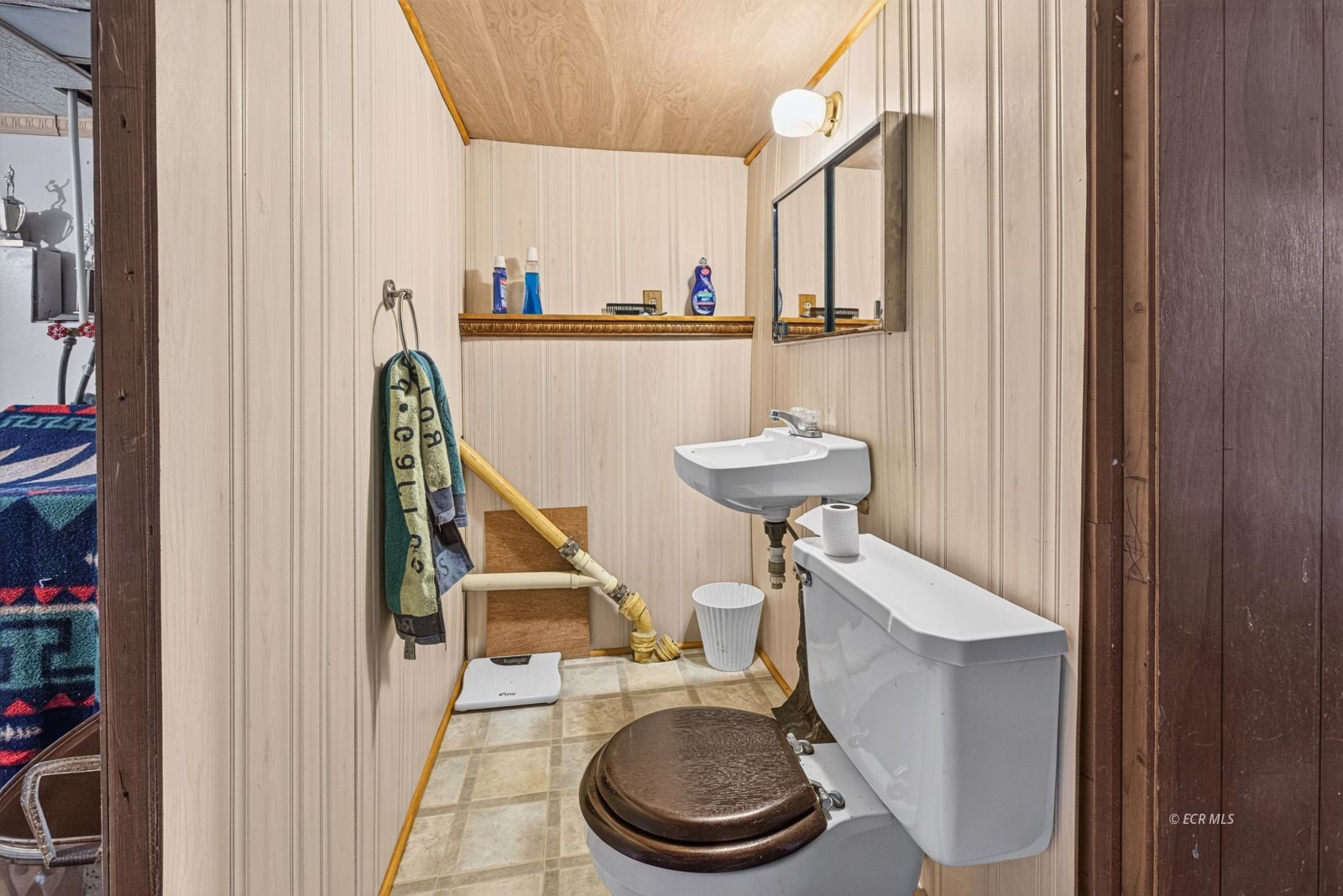 462 Wilson Avenue Property Photo 14