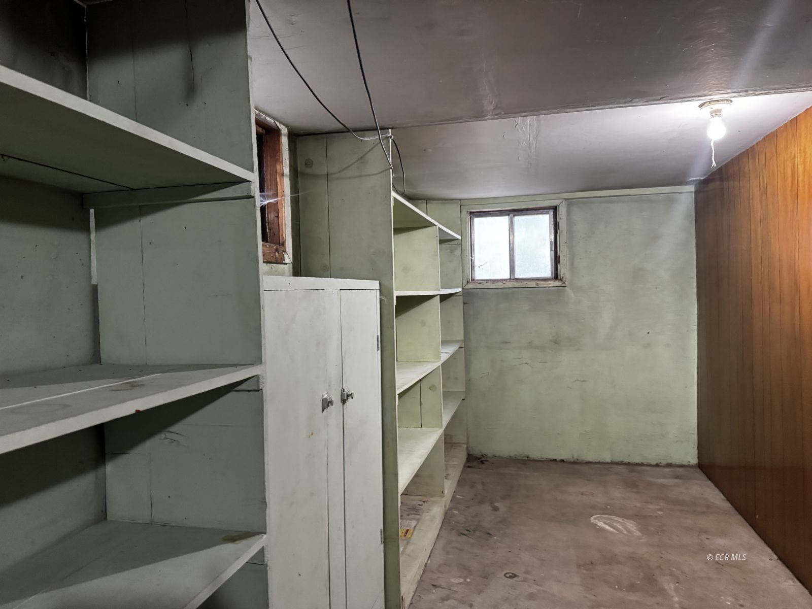 245 Ash Street Property Photo 5