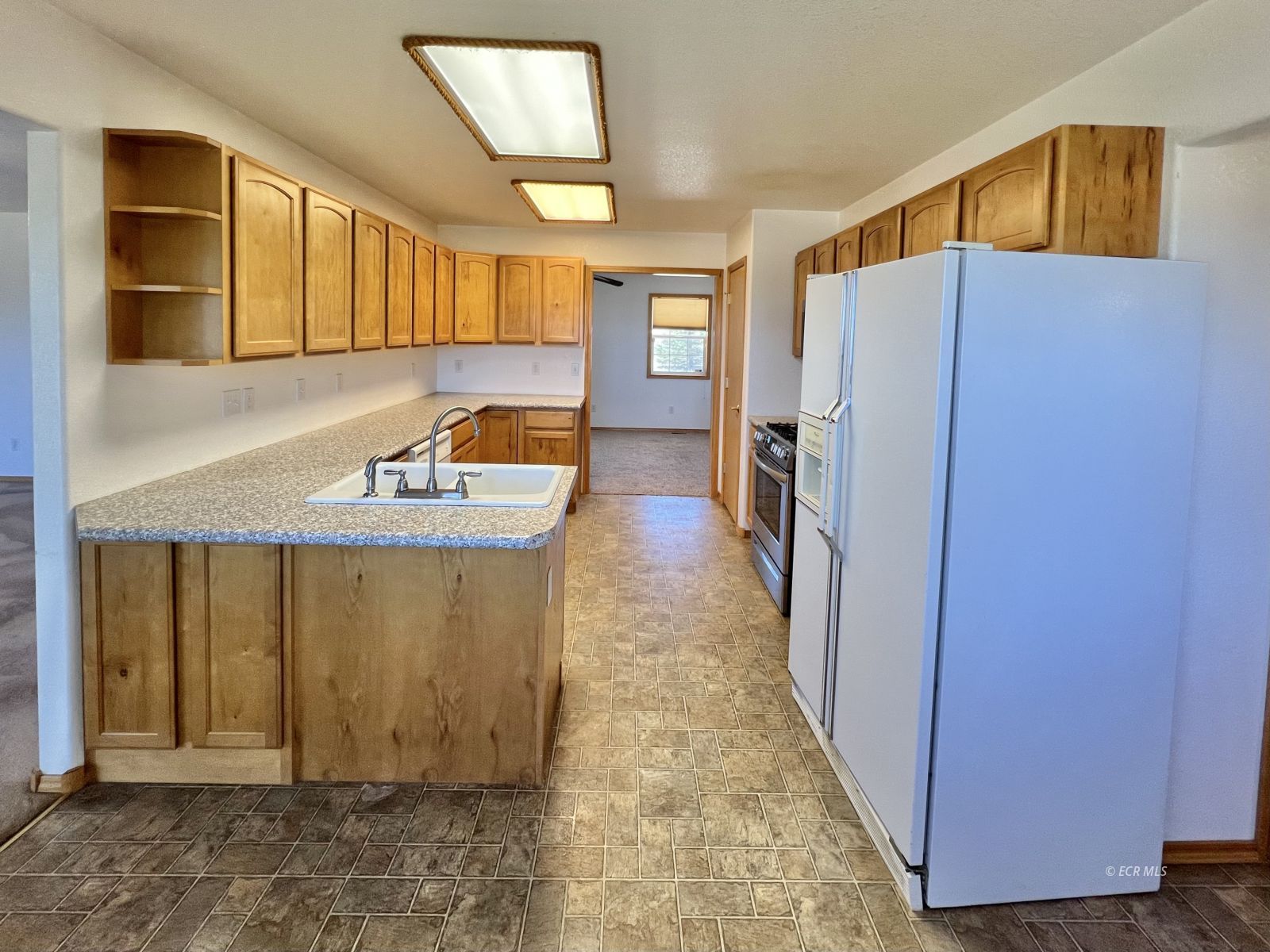939 Palace Parkway Property Photo 8