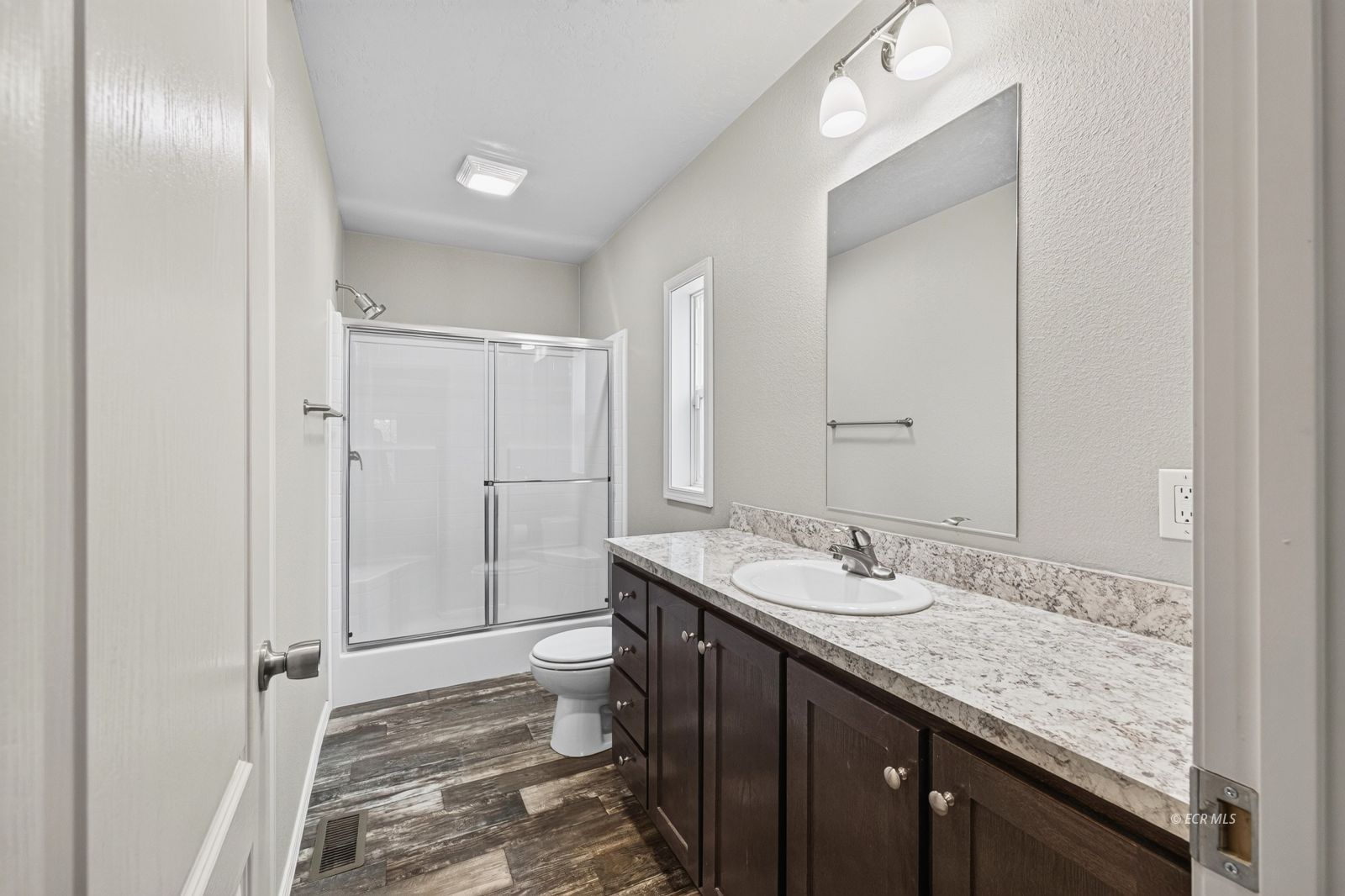693 Hayland Drive Property Photo 22