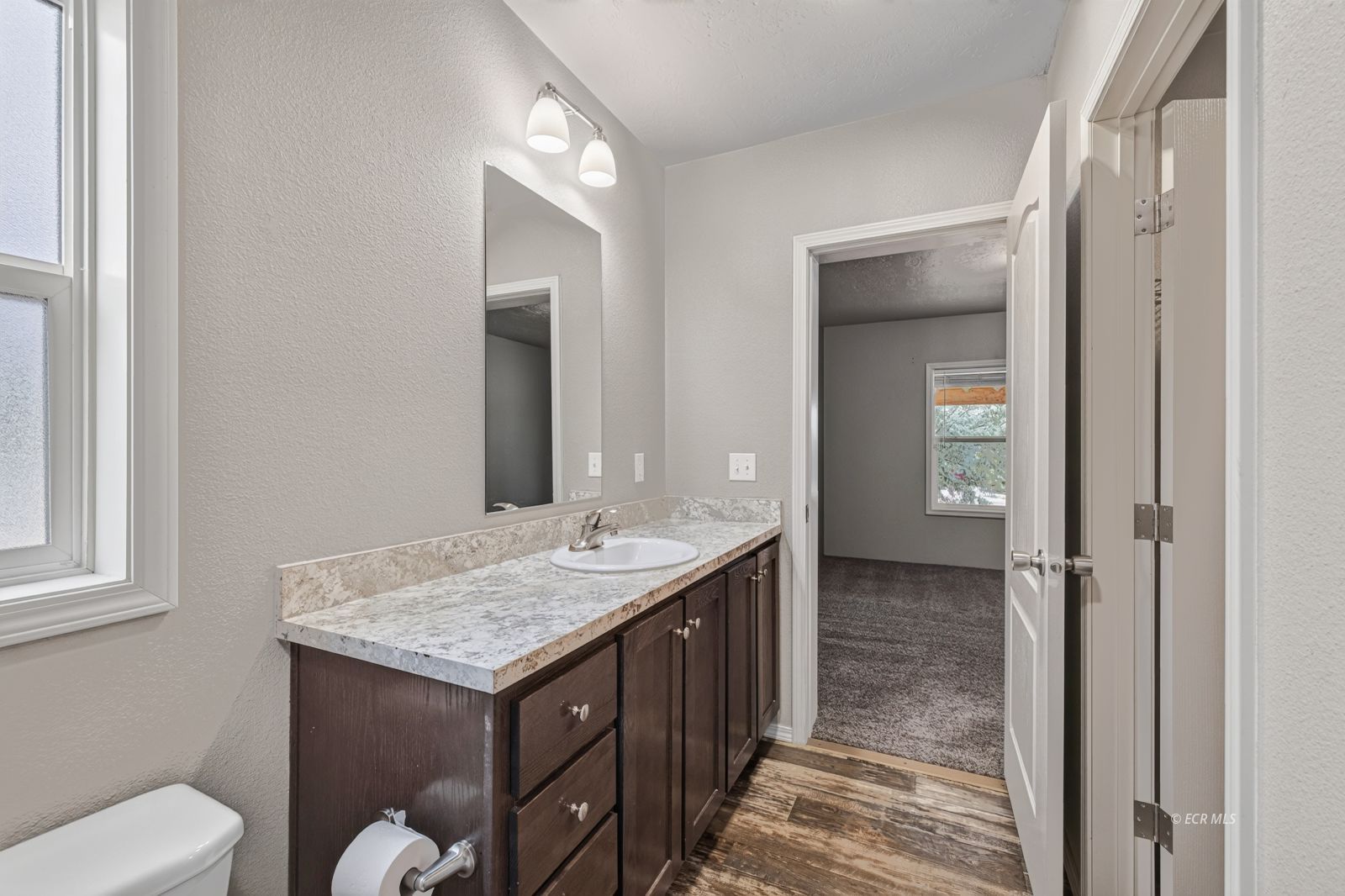 693 Hayland Drive Property Photo 24