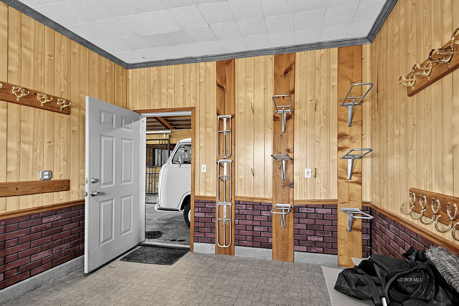 970 Pemberton Drive Property Photo 34