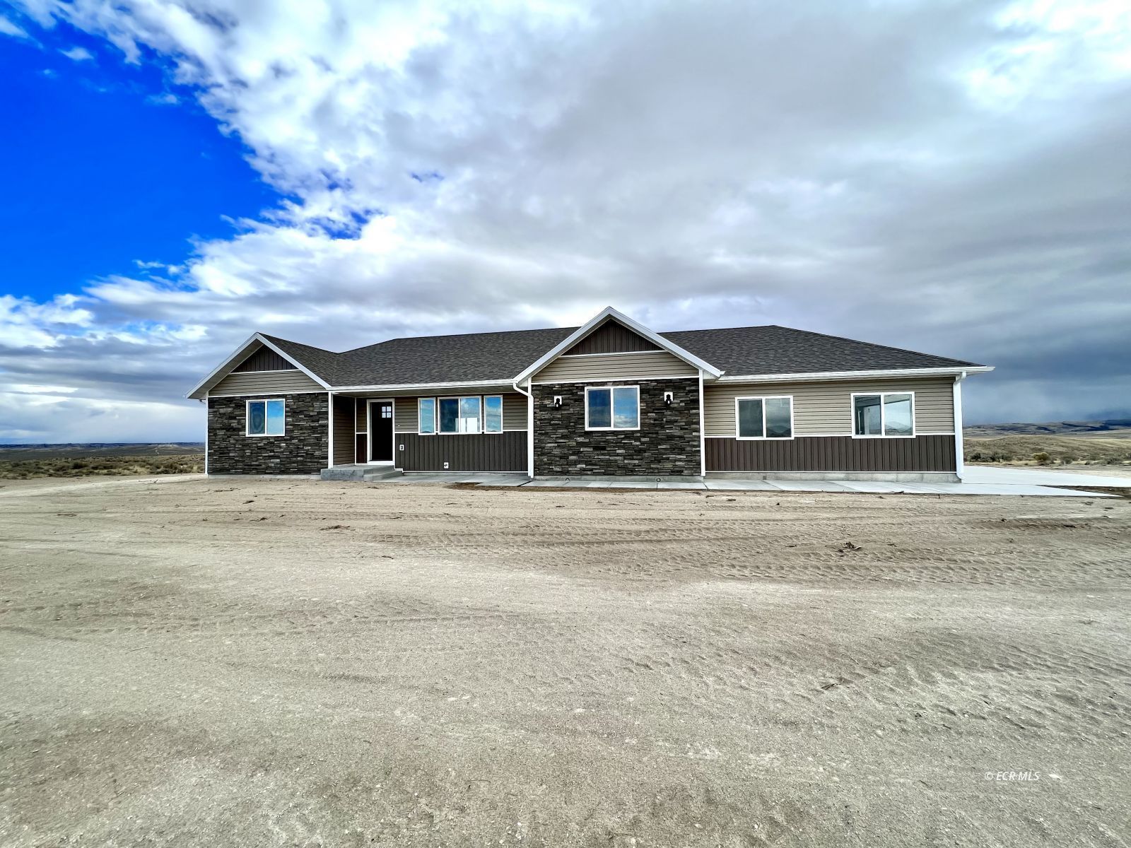 625 Sun Valley Road Picture