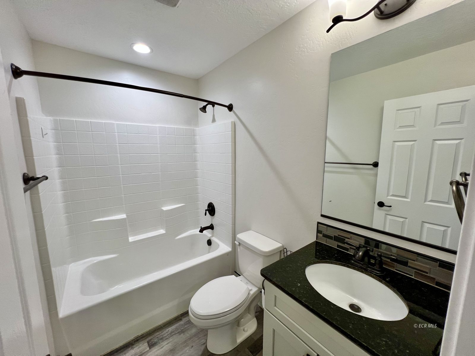 625 Sun Valley Road Property Photo 14