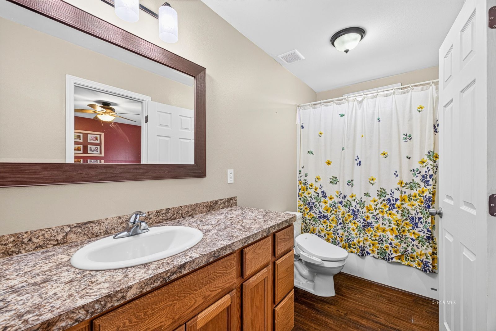876 White Oak Drive Property Photo 23