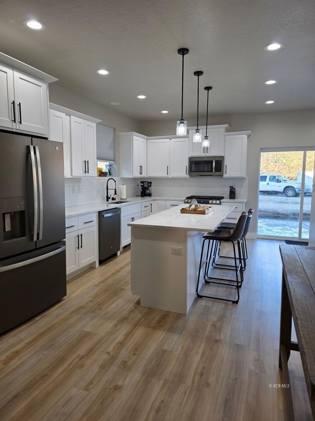2705 Quartz Drive Property Photo 4