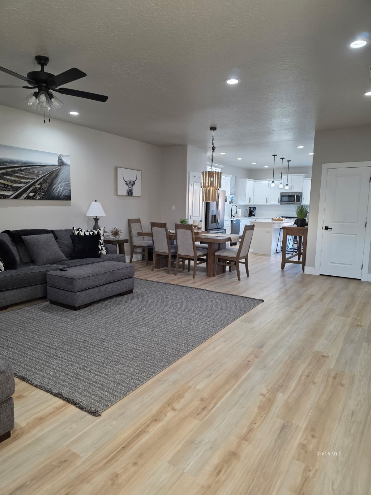 2705 Quartz Drive Property Photo 5
