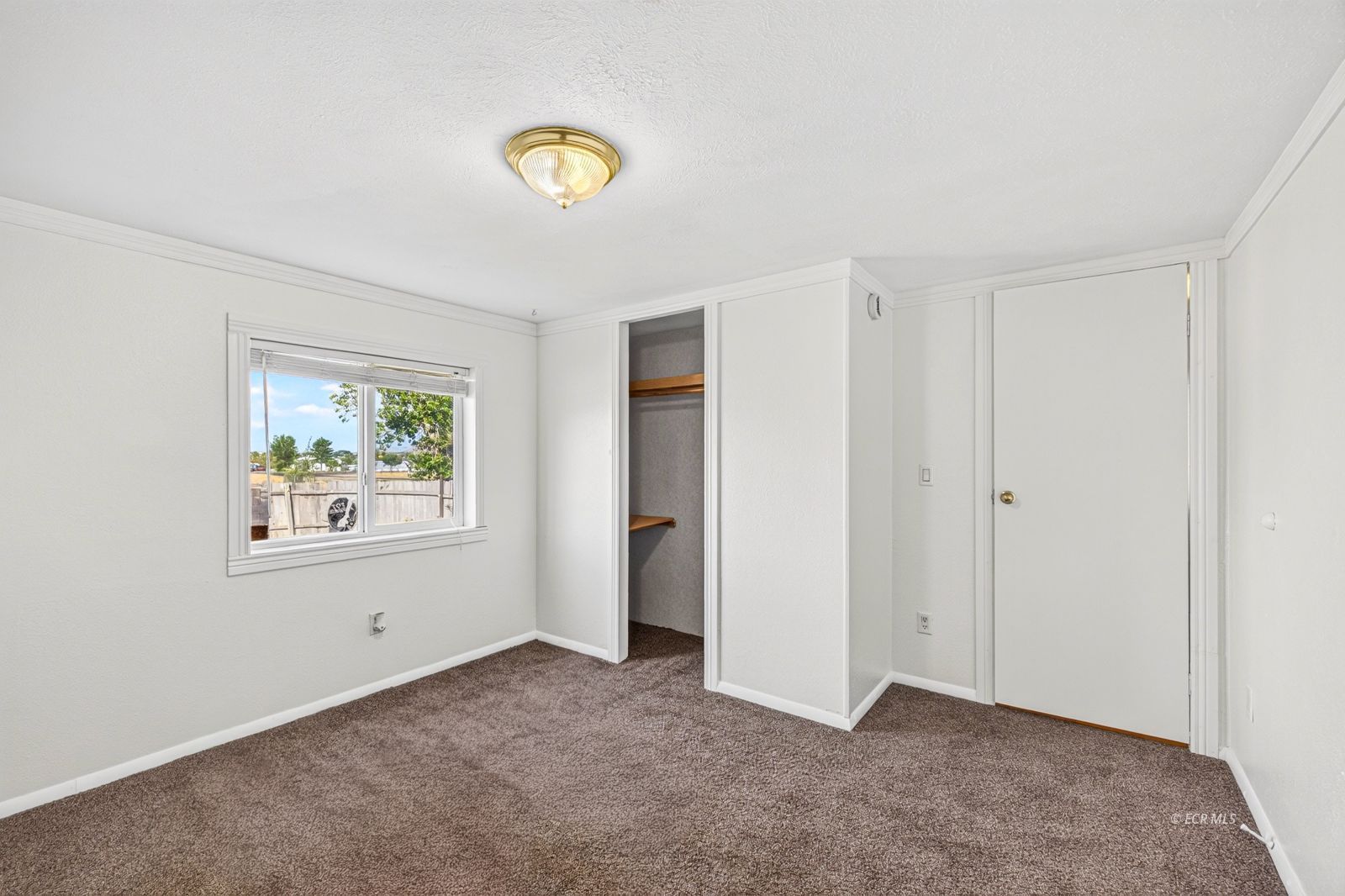 557 Buffside Drive Property Photo 38