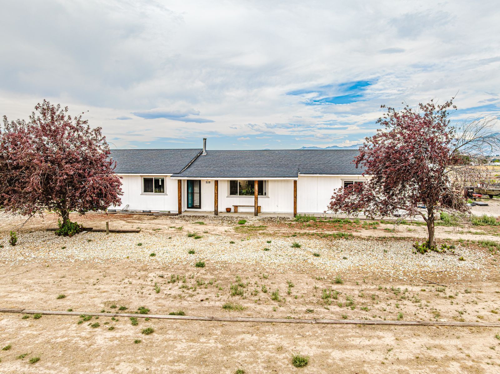 228 Lawndale Drive Property Photo 1