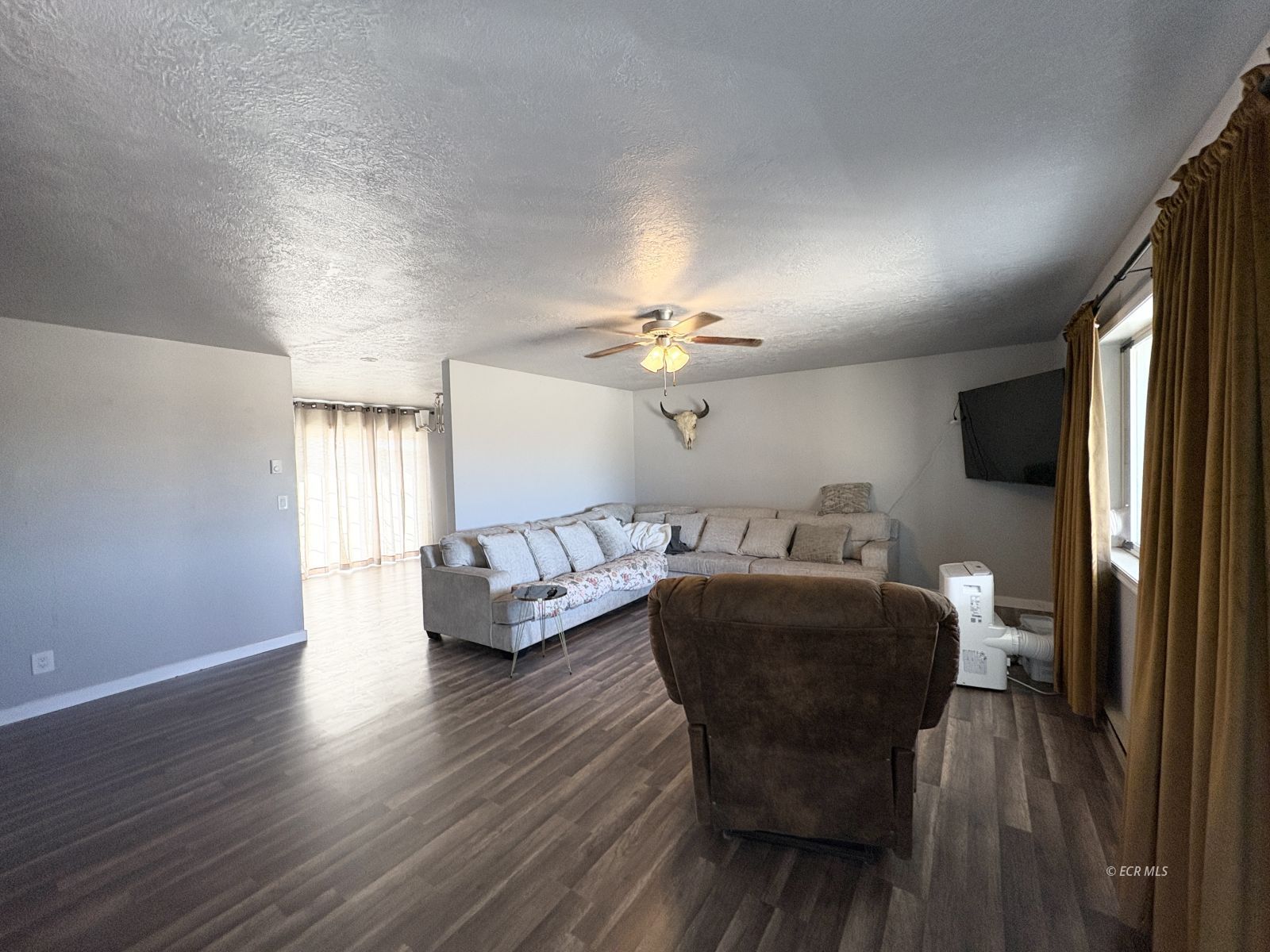 228 Lawndale Drive Property Photo 7