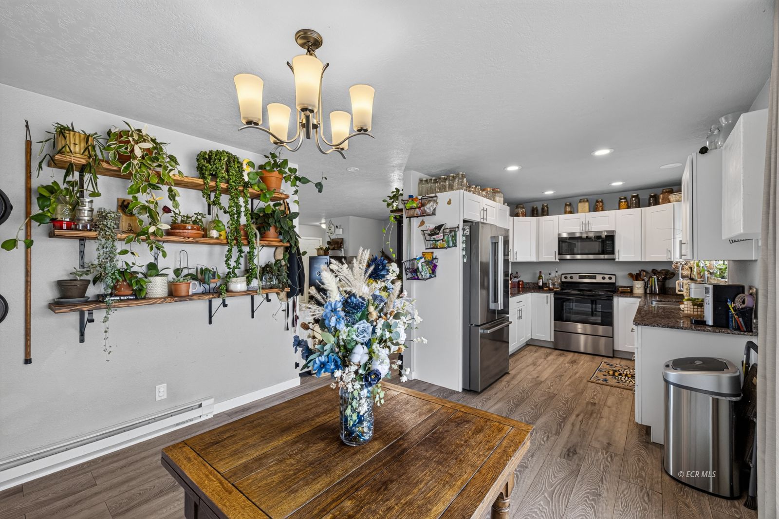 228 Lawndale Drive Property Photo 14