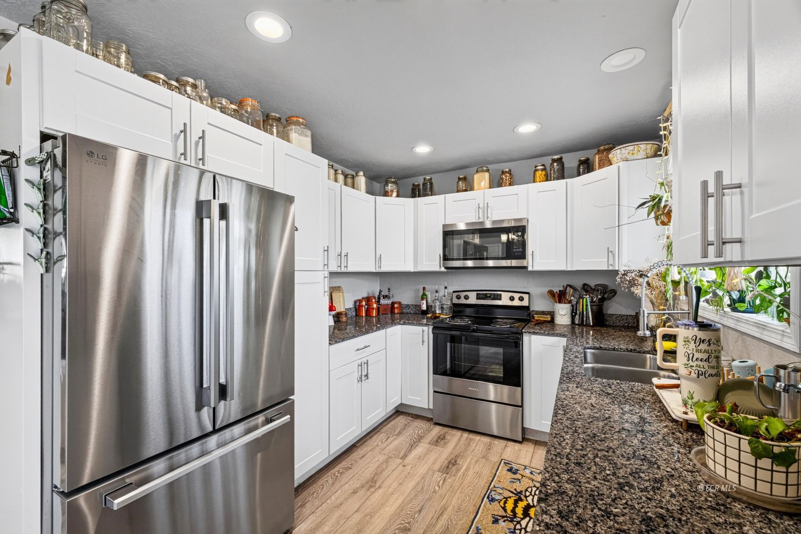 228 Lawndale Drive Property Photo 18