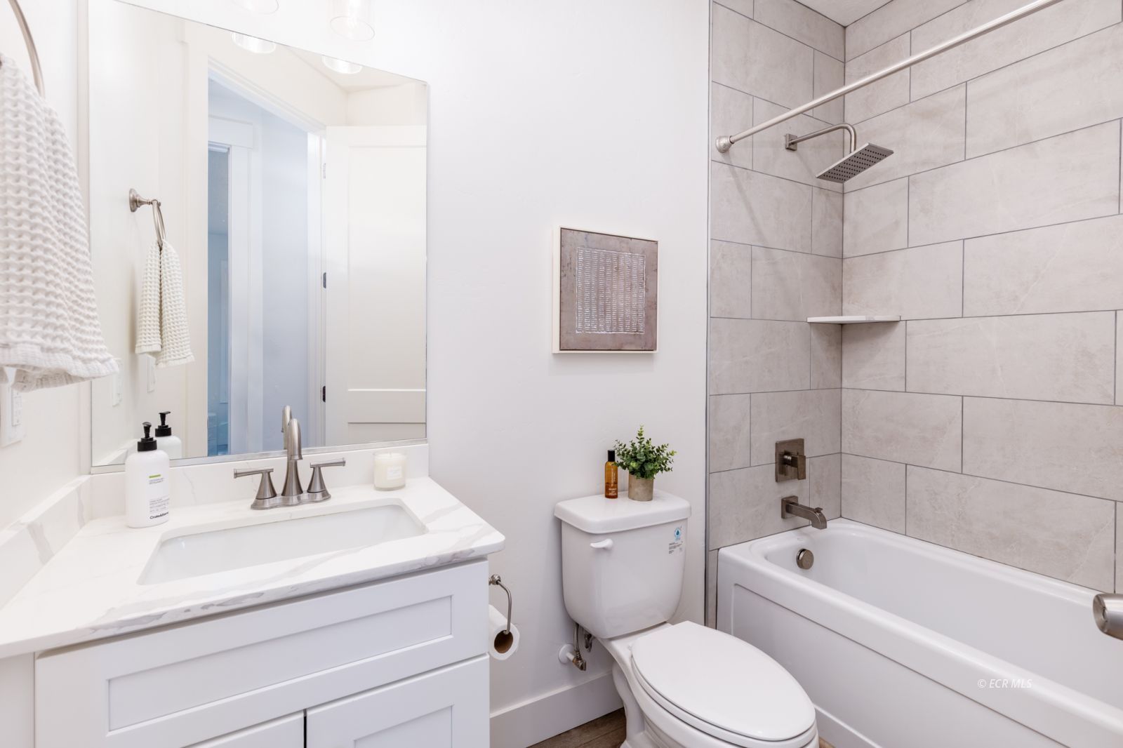 3145 Newcastle Circle Property Photo 18