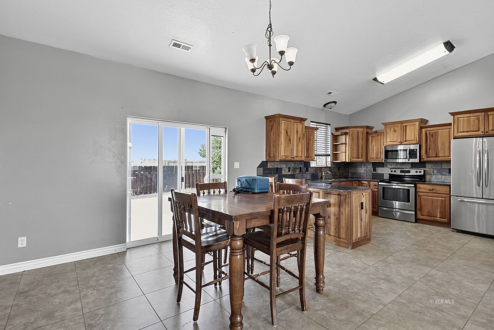 739 Wolcott Drive Property Photo 8