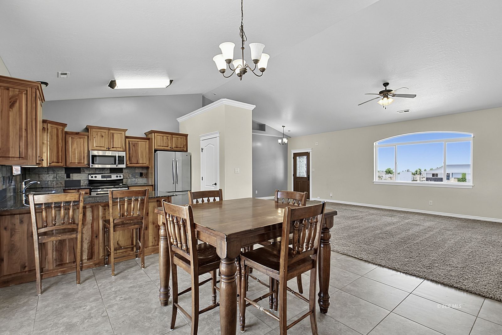 739 Wolcott Drive Property Photo 10