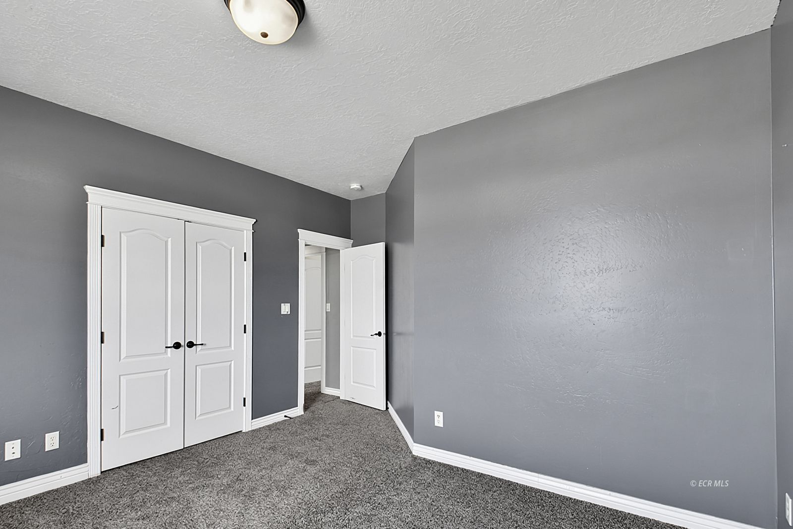739 Wolcott Drive Property Photo 22