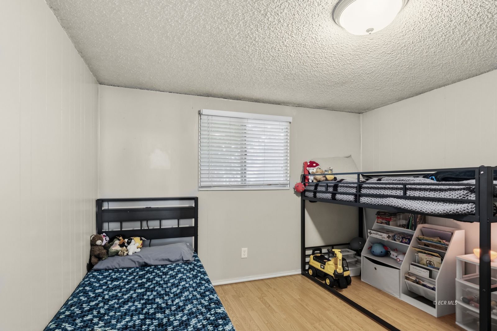 841 Northside Drive Property Photo 19