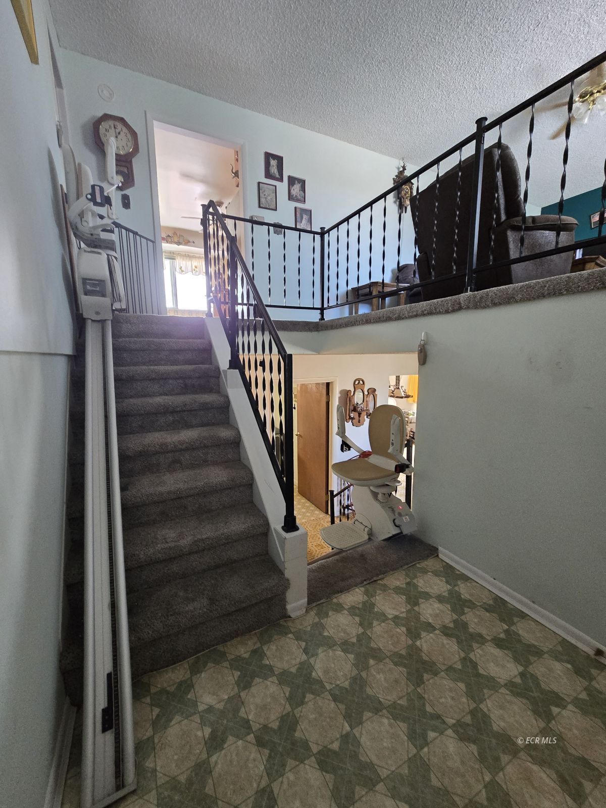 597 Shadybrook Drive Property Photo 6