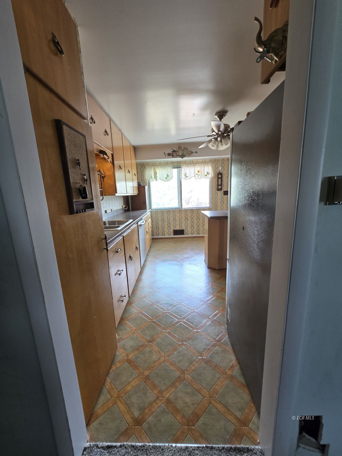 597 Shadybrook Drive Property Photo 11