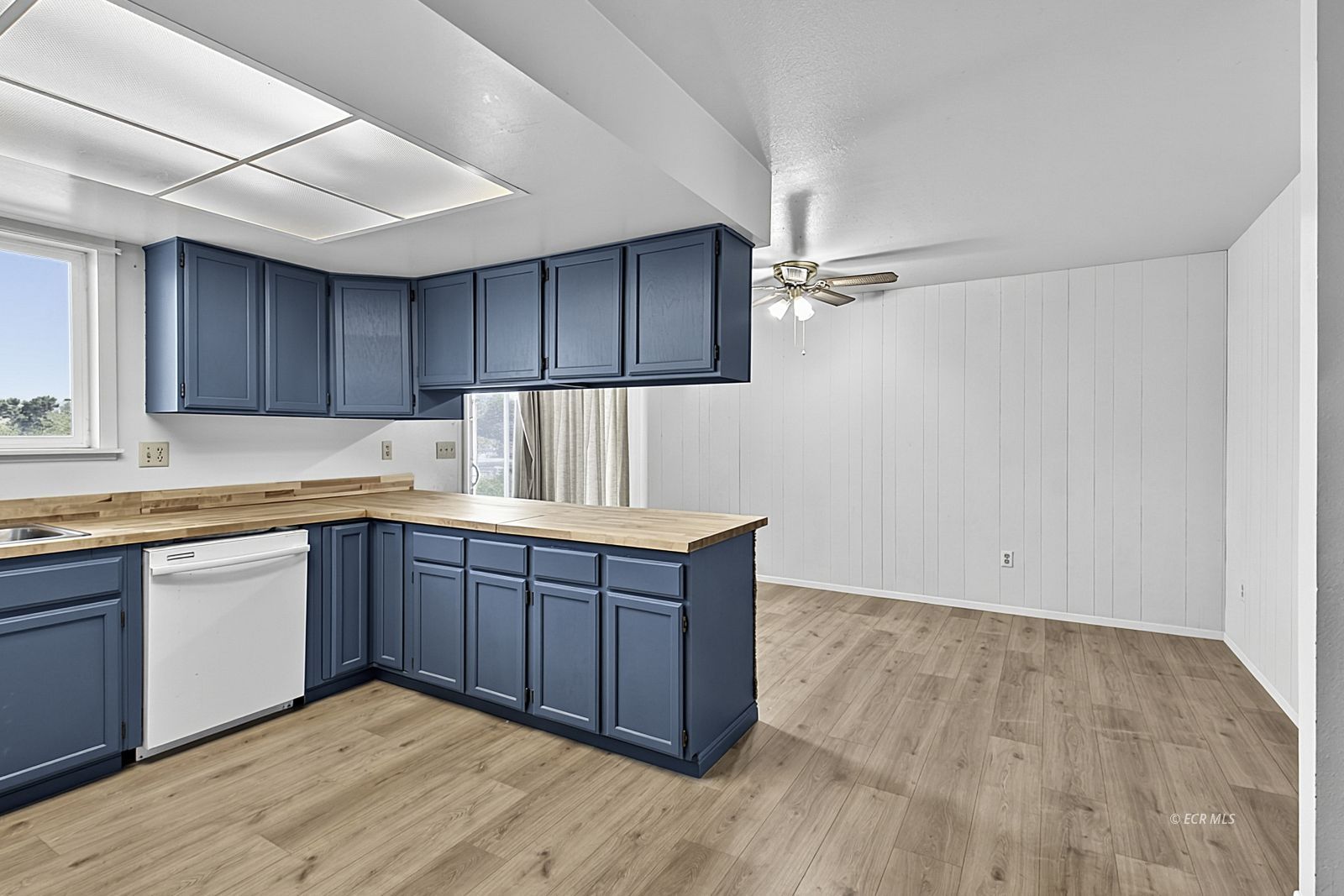 14430 Lamoille Highway Property Photo 6