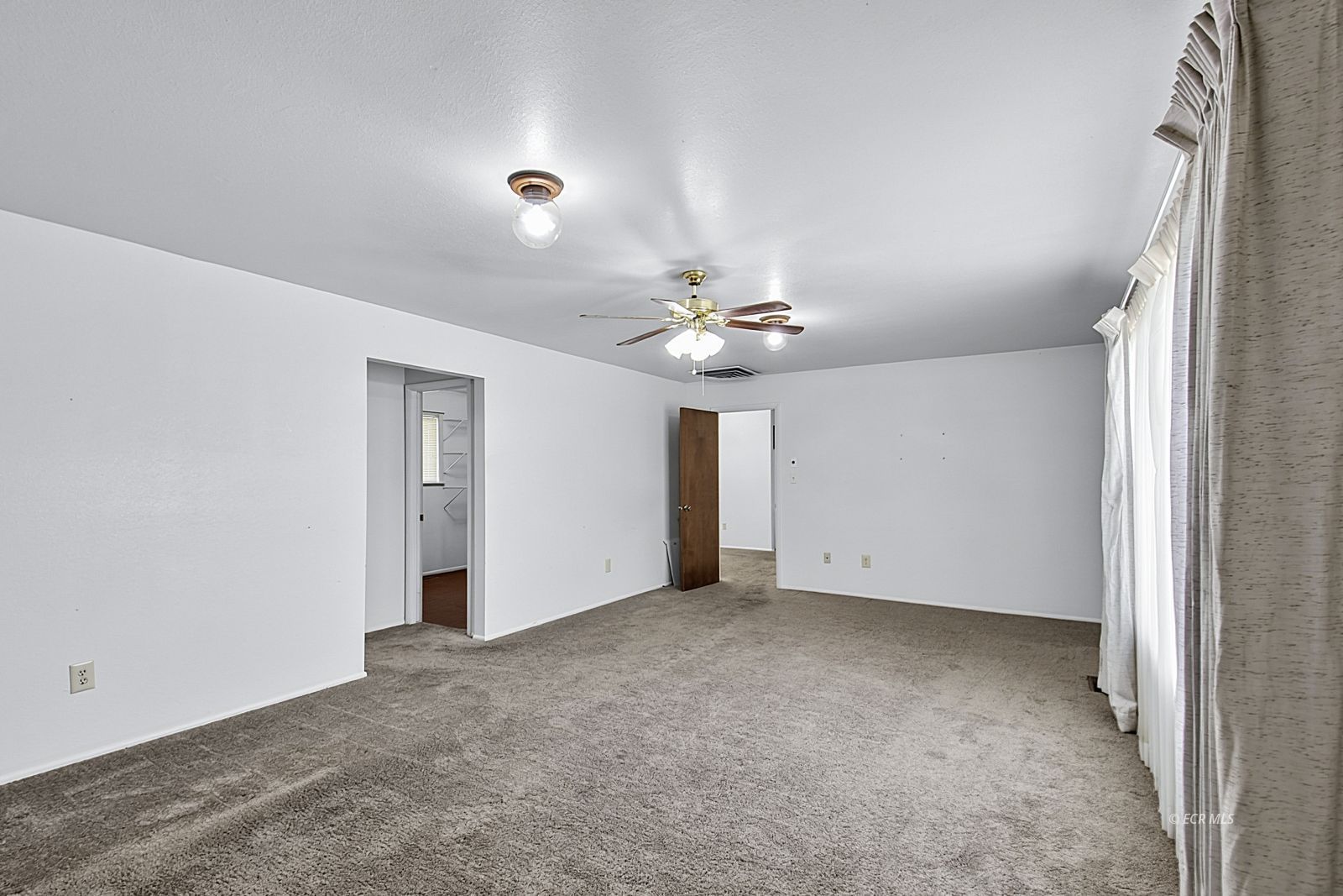 14430 Lamoille Highway Property Photo 11