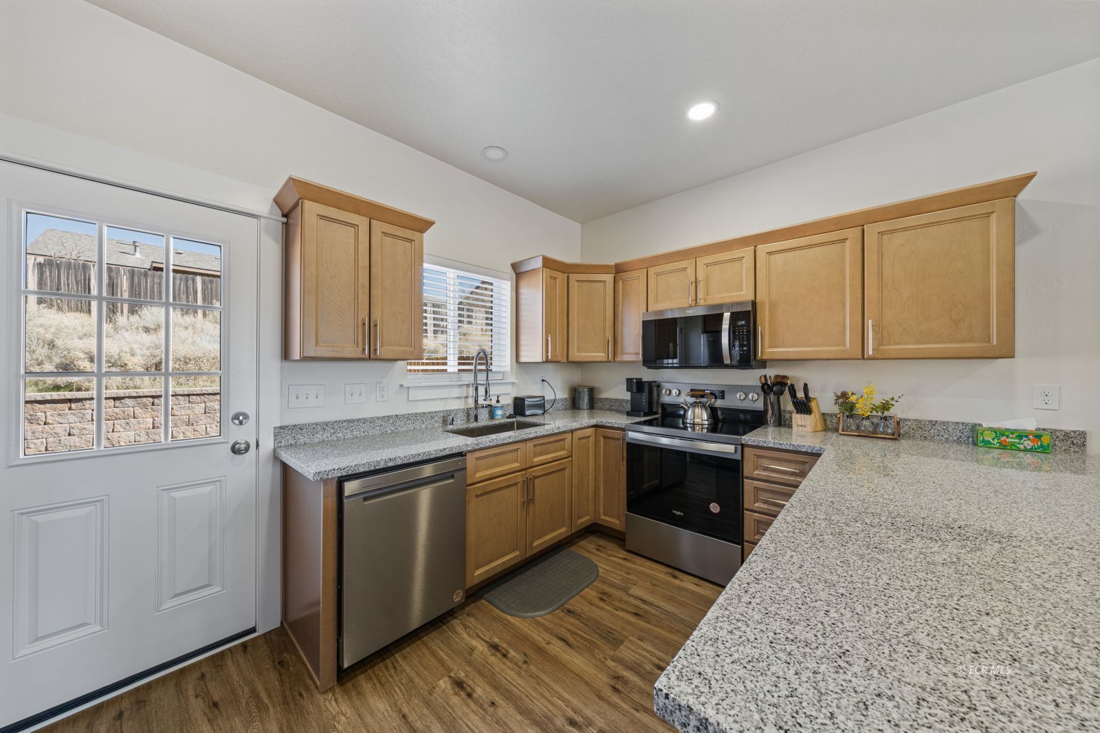 5446 Branding Iron Way Property Photo 15