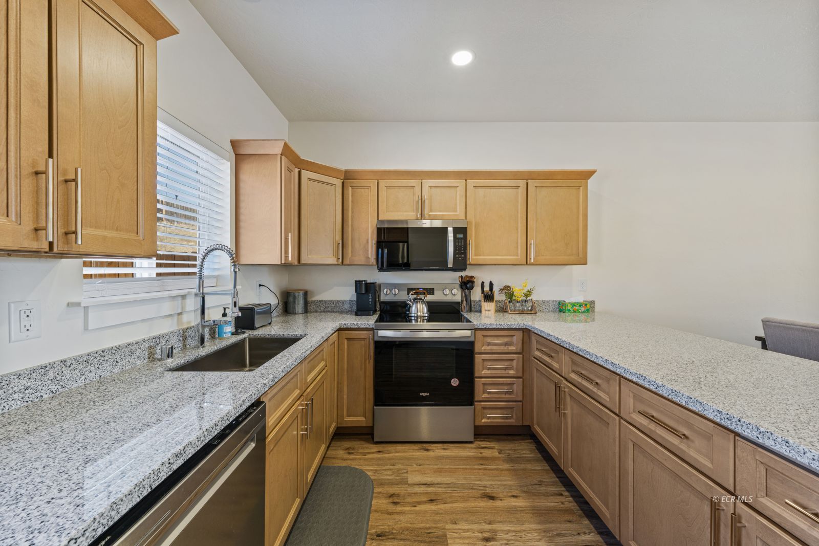 5446 Branding Iron Way Property Photo 17