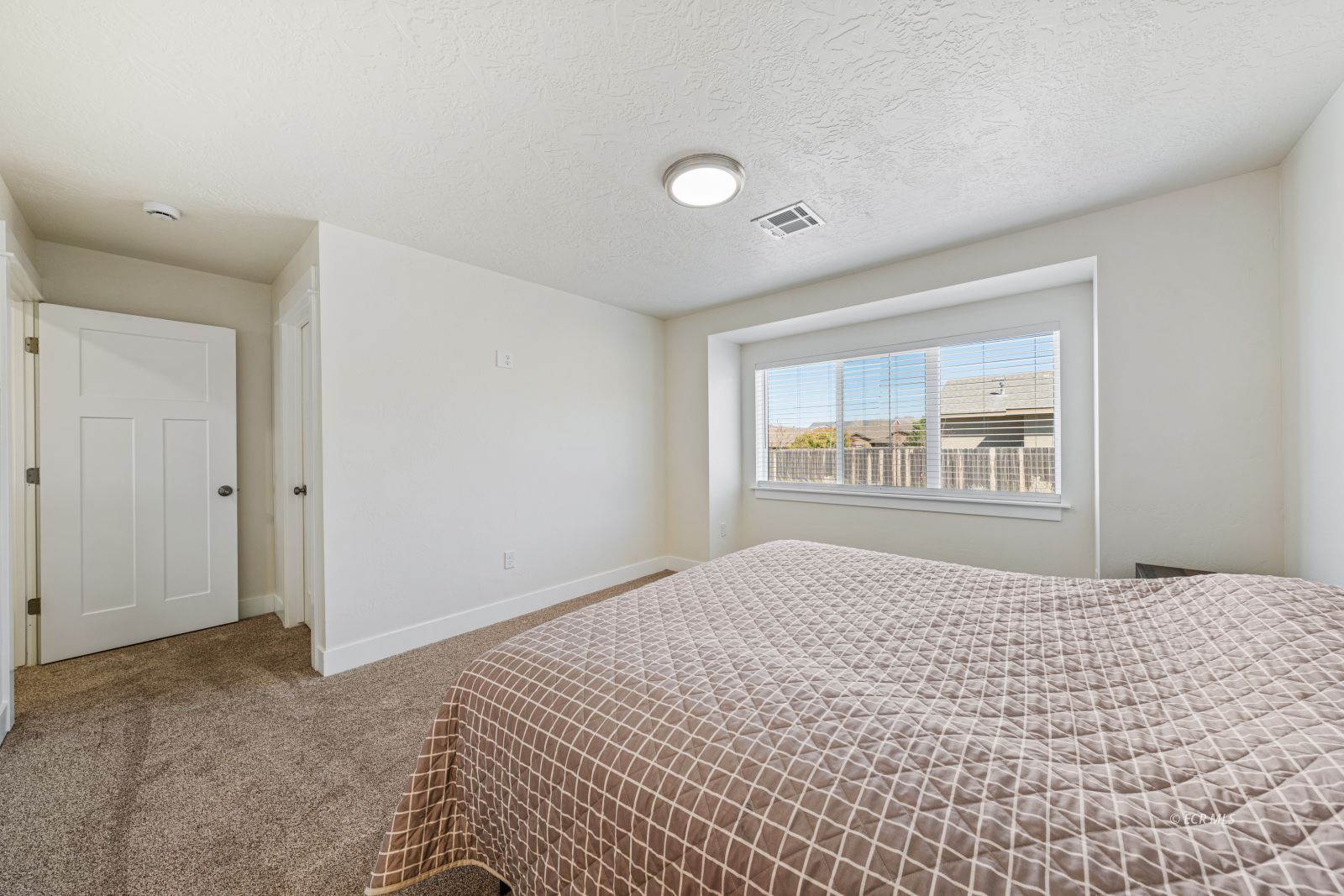 5446 Branding Iron Way Property Photo 28