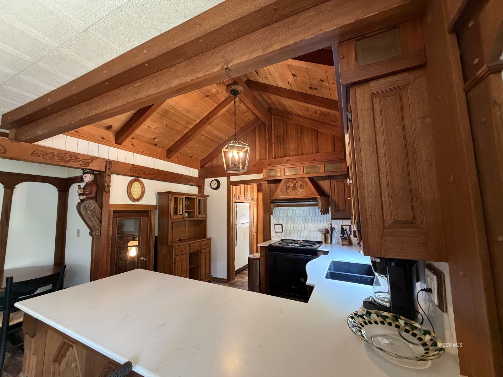 11 N Spring Street Property Photo 28