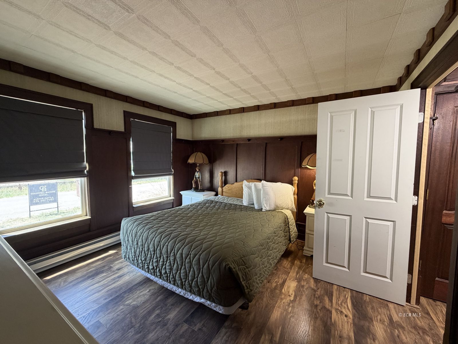 11 N Spring Street Property Photo 35