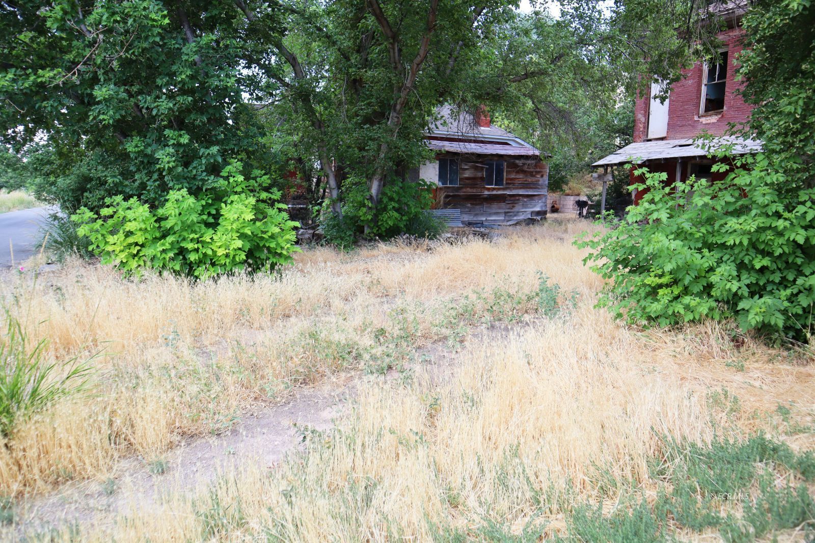 11 N Spring Street Property Photo 37